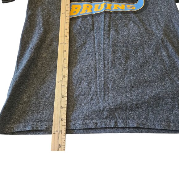 Champion UCLA Bruins T-Shirt Size Medium College NCAA 18x27 - Picture 5 of 7